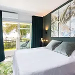 Modern Townhouse With Sea View In Villa