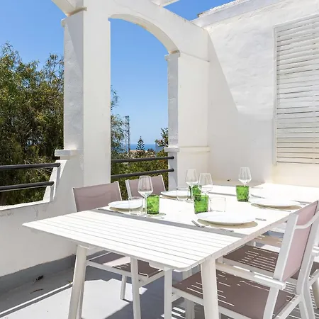 Modern Townhouse With Sea View In *