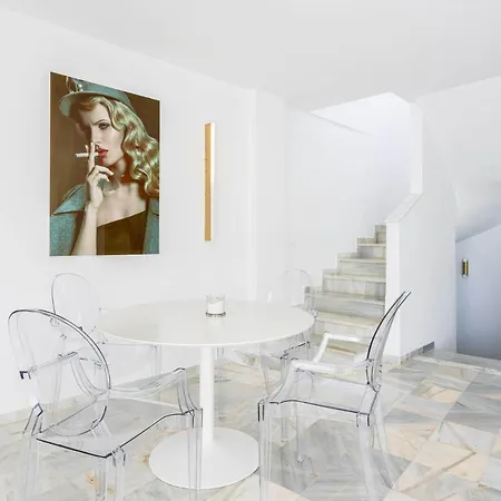 Modern Townhouse With Sea View In Marbella