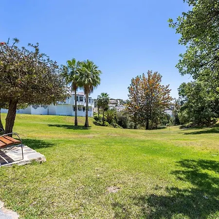 Modern Townhouse With Sea View In Ferienhaus Marbella