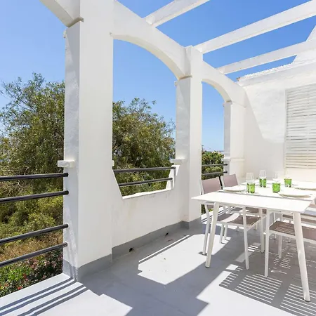 Modern Townhouse With Sea View In Villa Marbella