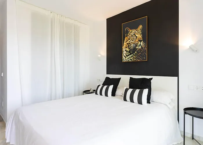 Modern Townhouse With Sea View In *