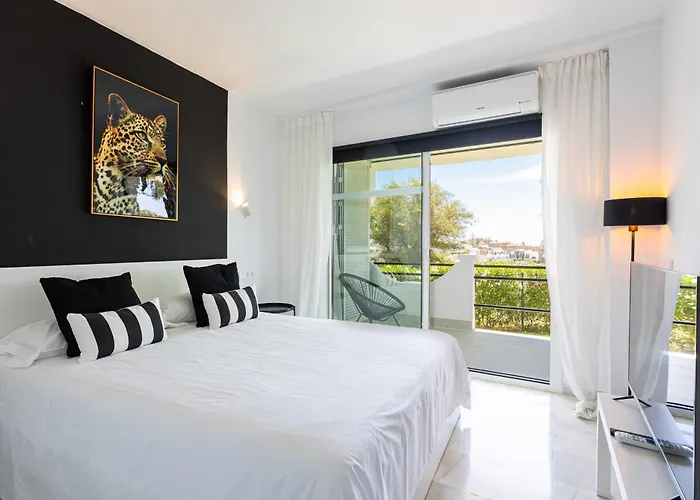 Villa Modern Townhouse With Sea View In *