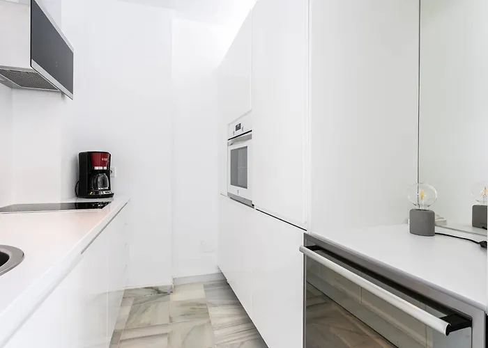 Modern Townhouse With Sea View In